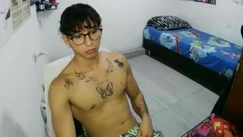 dillom420 online show from December 4, 8:17 pm