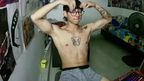 dillom420 online show from July 13, 3:42 am