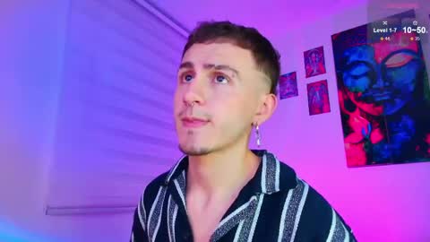 Snapshot of dimitri_bilak_ chatting on May 18, 11:43 pm Julian Independent Model online show from May 18, 11:43 pm