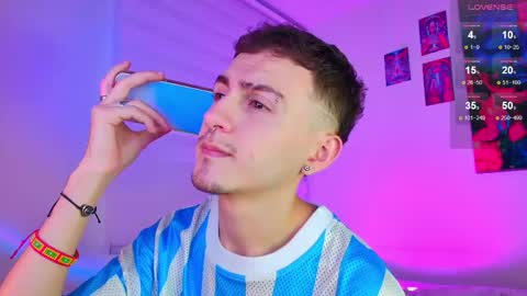 Snapshot of dimitri_bilak_ chatting on June 3, 12:24 am Julian Independent Model online show from June 3, 12:24 am