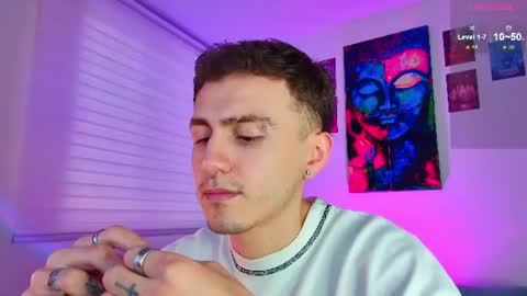 Snapshot of dimitri_bilak_ chatting on June 10, 11:13 pm Julian Independent Model online show from June 10, 11:13 pm
