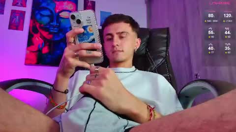 Julian Independent Model online show from July 14, 2:05 am