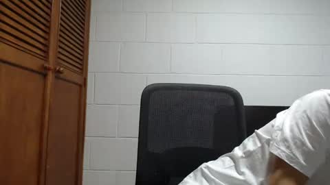 Snapshot of dimitri_quiet chatting on February 27, 8:14 am Dimitri online show from February 27, 8:14 am