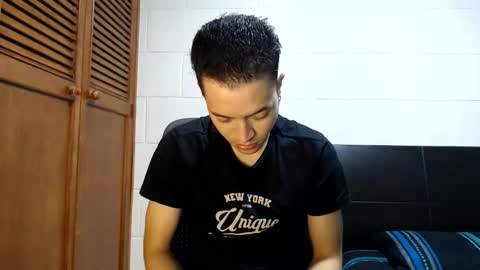 Snapshot of dimitri_quiet chatting on March 13, 8:54 am Dimitri online show from March 13, 8:54 am