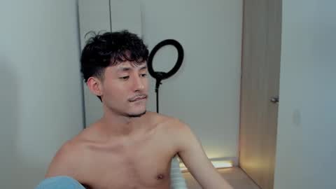 Snapshot of dimitri_targaryen chatting on December 15, 2:08 am Fabian online show from December 15, 2:08 am