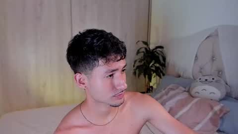 Snapshot of dimitri_targaryen chatting on September 11, 11:27 pm Fabian online show from September 11, 11:27 pm