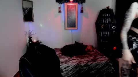 dimmuanddarkness online show from June 19, 10:08 am