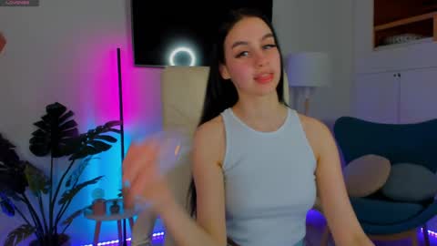 Dina Foxxx online show from April 2, 3:20 pm