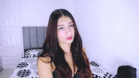 DINA online show from February 18, 4:05 pm