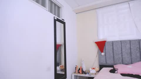 DINA online show from December 20, 6:37 pm