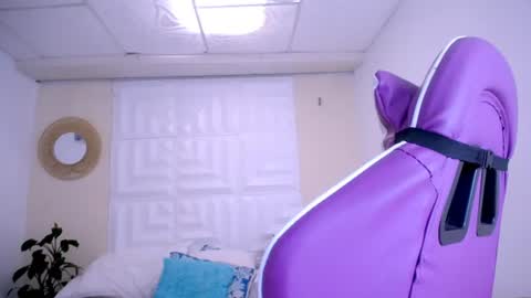 DINA online show from July 21, 4:53 pm