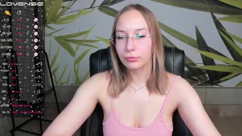 Dina online show from March 8, 12:52 am