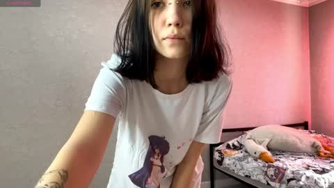 Snapshot of dinakonno chatting on April 2, 10:02 am Amelia online show from April 2, 10:02 am