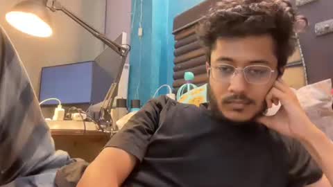 Snapshot of dinchain chatting on March 17, 2:42 pm Dinchain online show from March 17, 2:42 pm