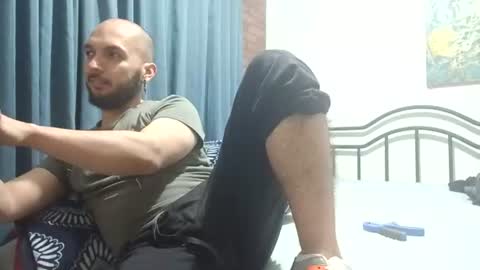 Snapshot of dinchtcams chatting on July 16, 5:35 am Dincht online show from July 16, 5:35 am