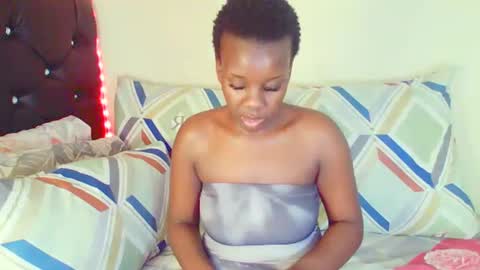 Snapshot of dinnydakrazx chatting on October 26, 1:06 pm dinnydakrazx online show from October 26, 1:06 pm