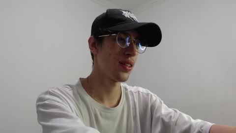 Snapshot of dio_star chatting on November 21, 5:28 am Dio online show from November 21, 5:28 am