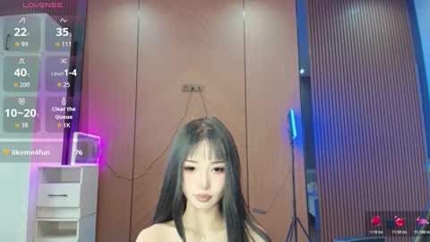 Snapshot of dion_lee9 chatting on March 10, 4:28 am Reina online show from March 10, 4:28 am