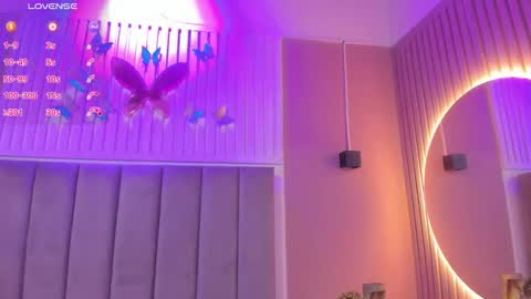 Cristal  online show from October 16, 4:13 am