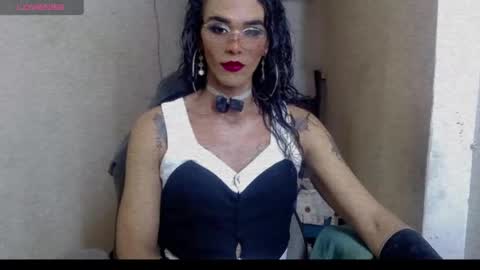 Snapshot of diosa_v_ chatting on November 3, 7:15 pm diosa_v_ online show from November 3, 7:15 pm