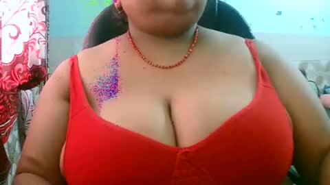 Snapshot of dipa2345 chatting on April 18, 7:01 am dipa2345 online show from April 18, 7:01 am