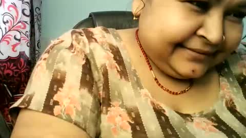 Snapshot of dipa2345 chatting on May 22, 3:57 am dipa2345 online show from May 22, 3:57 am