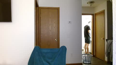 Dirk Diggler online show from January 14, 7:17 am