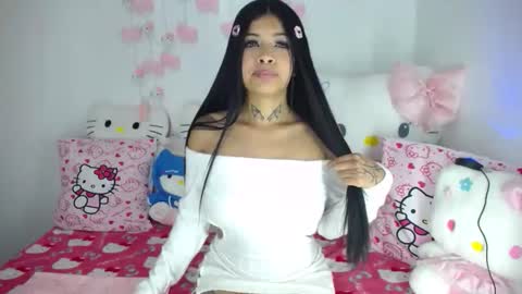 dirty little 18 online show from May 19, 9:04 am