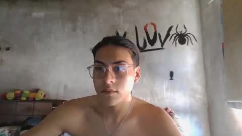 dirty model online show from March 22, 6:11 pm