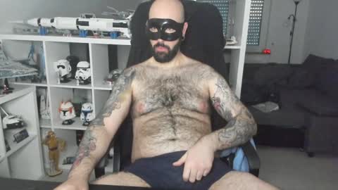 Snapshot of dirtybalws chatting on January 16, 3:46 pm Robert online show from January 16, 3:46 pm