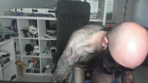 Snapshot of dirtybalws chatting on September 10, 3:56 pm Robert online show from September 10, 3:56 pm