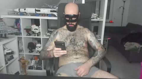 Snapshot of dirtybalws chatting on November 27, 5:48 pm Robert online show from November 27, 5:48 pm