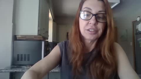 Snapshot of dirtydaisylou chatting on January 22, 7:34 pm Daisy online show from January 22, 7:34 pm