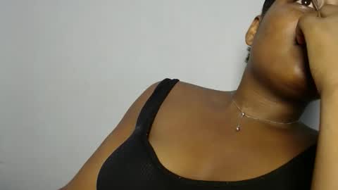 Snapshot of dirtydesirebabe chatting on December 1, 4:17 am dirtydesirebabe online show from December 1, 4:17 am