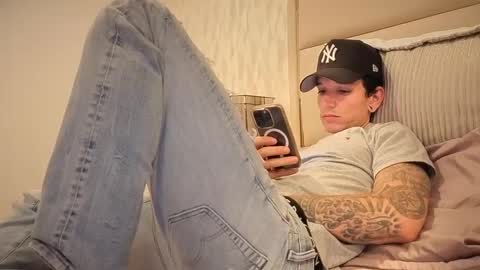 Snapshot of dirtyprettyboi chatting on December 30, 5:02 pm buy tokens with link online show from December 30, 5:02 pm