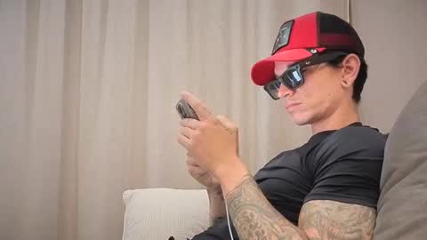 Snapshot of dirtyprettyboi chatting on January 15, 5:08 am buy tokens with link online show from January 15, 5:08 am