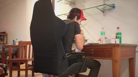 Snapshot of dirtyprettyboi chatting on January 18, 9:24 am buy tokens with link online show from January 18, 9:24 am