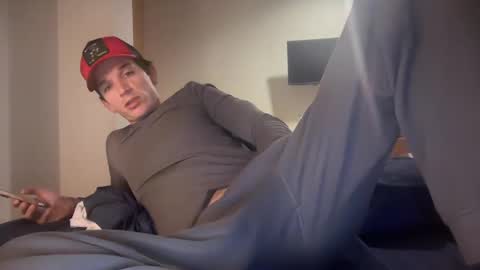 Snapshot of dirtyprettyboi chatting on January 27, 1:41 pm buy tokens with link online show from January 27, 1:41 pm