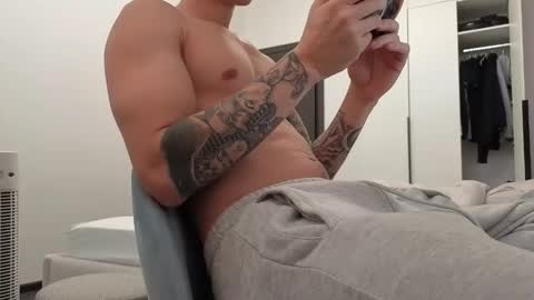 Snapshot of dirtyprettyboi chatting on October 3, 6:54 am buy tokens with link online show from October 3, 6:54 am