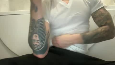 Snapshot of dirtyprettyboi chatting on October 17, 4:53 pm buy tokens with link online show from October 17, 4:53 pm