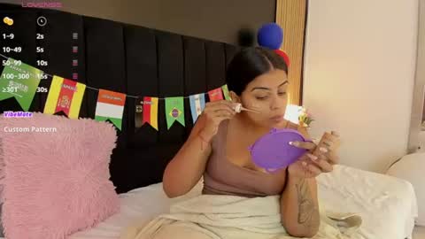 Soffie - Valentina - Yuya  Astro online show from June 24, 11:48 pm