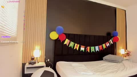 Soffie - Valentina - Yuya  Astro online show from July 12, 7:38 pm