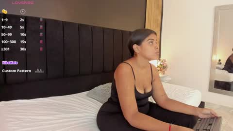 Soffie - Valentina - Yuya  Astro online show from August 2, 6:17 pm