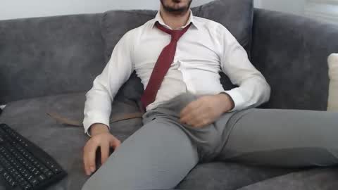 Snapshot of dirtyybooyy77 chatting on March 25, 11:38 am dirtyybooyy77 online show from March 25, 11:38 am