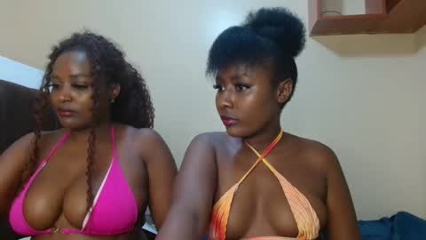 Snapshot of disah_002 chatting on September 18, 8:55 pm disah_002 online show from September 18, 8:55 pm