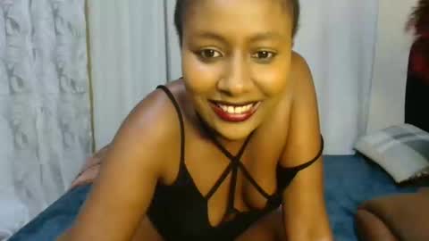 Snapshot of disah_002 chatting on November 12, 10:20 pm disah_002 online show from November 12, 10:20 pm