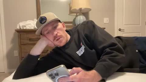 JustinDulgeXXX online show from February 17, 12:40 am