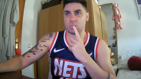 Snapshot of diselobienclaro chatting on June 12, 11:20 am diselobienclaro online show from June 12, 11:20 am