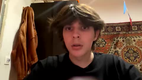 Snapshot of diskii07 chatting on October 6, 2:31 am diskii07 online show from October 6, 2:31 am