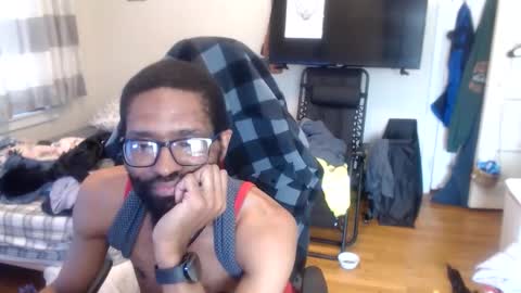 Snapshot of disr3sp3ctfully_dipp3d chatting on May 7, 2:11 pm Your Best Worst Nightmare online show from May 7, 2:11 pm